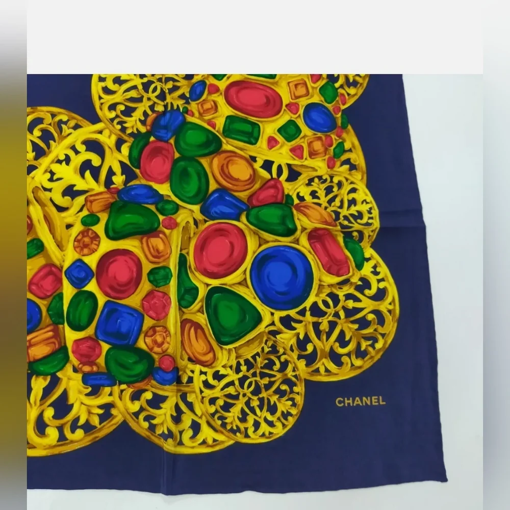 🔥NWOT Chanel Bijoux  100% Silk Multicolor Gem Scarf With Box - Picture 9 of 10